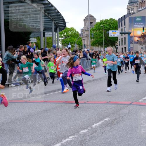 25.04.2026 - Das Zehntel Tim E. http://msf.ph/oto/9576186 25.04.2026 10:55:59 Ziel 5080, 5156, 5161, 5270, 5495, 5505, 5507, 5511, 5585, 5644, 5646, 5692, 5711, 5870, 6011, 6013, 6031, 6189, 6475, 6702, 6705, 6713, 6842, 6875, 6918, 6989, 7005, 7074, 7131, 7203, 7226, 7250, 7266, 7309, 7310, 7317, 7319, 7368, 7369, 7389, 7498, 7552, 7555, 7592, 7638, 7821, 7842, 7878, 8012, 8028, 8066 meine-sportfotos.de