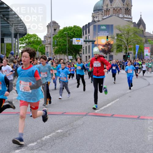 25.04.2026 - Das Zehntel Tim E. http://msf.ph/oto/9576205 25.04.2026 10:56:03 Ziel 5080, 5156, 5161, 5167, 5270, 5412, 5426, 5449, 5585, 5646, 5692, 5711, 5783, 5784, 5870, 5896, 6011, 6013, 6031, 6475, 6506, 6702, 6705, 6735, 6761, 6842, 6875, 6918, 7074, 7203, 7226, 7266, 7309, 7310, 7317, 7363, 7368, 7369, 7389, 7498, 7508, 7552, 7555, 7638, 7818, 7821, 7842, 7878, 7943, 7978, 8012, 8028, 8066 meine-sportfotos.de