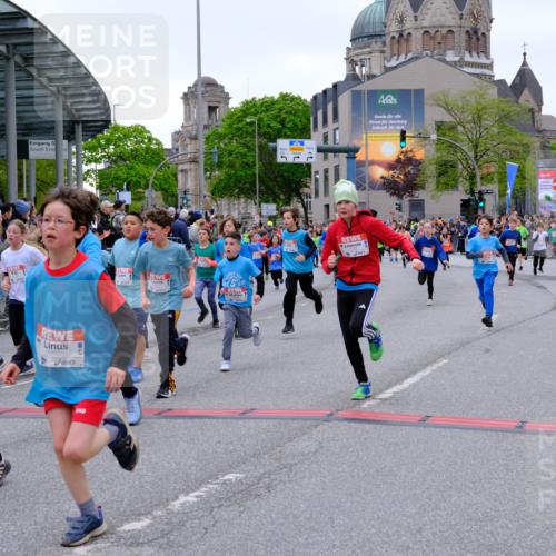 25.04.2026 - Das Zehntel Tim E. http://msf.ph/oto/9576206 25.04.2026 10:56:03 Ziel 5080, 5156, 5161, 5167, 5270, 5412, 5426, 5449, 5585, 5646, 5692, 5711, 5783, 5784, 5870, 5896, 6011, 6013, 6031, 6475, 6506, 6702, 6705, 6735, 6761, 6842, 6875, 6918, 7074, 7203, 7226, 7266, 7309, 7310, 7317, 7363, 7368, 7369, 7389, 7498, 7508, 7552, 7555, 7638, 7818, 7821, 7842, 7878, 7943, 7978, 8012, 8028, 8066 meine-sportfotos.de