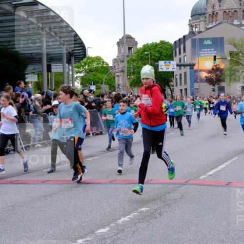25.04.2026 - Das Zehntel Tim E. http://msf.ph/oto/9576211 25.04.2026 10:56:03 Ziel 5080, 5156, 5161, 5167, 5270, 5412, 5426, 5449, 5585, 5646, 5692, 5711, 5783, 5784, 5870, 5896, 6011, 6013, 6031, 6475, 6506, 6702, 6705, 6735, 6761, 6842, 6875, 6918, 7074, 7203, 7226, 7266, 7309, 7310, 7317, 7363, 7368, 7369, 7389, 7498, 7508, 7552, 7555, 7638, 7818, 7821, 7842, 7878, 7943, 7978, 8012, 8028, 8066 meine-sportfotos.de