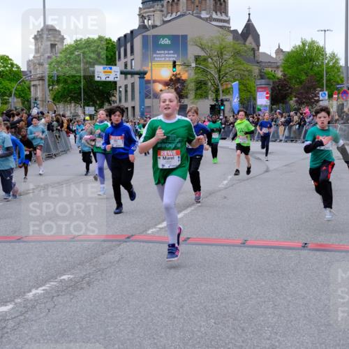 25.04.2026 - Das Zehntel Tim E. http://msf.ph/oto/9576237 25.04.2026 10:56:07 Ziel 5017, 5156, 5161, 5167, 5412, 5426, 5434, 5449, 5585, 5646, 5692, 5711, 5760, 5783, 5784, 5896, 5904, 6085, 6164, 6293, 6307, 6475, 6495, 6506, 6515, 6702, 6735, 6761, 6842, 6875, 6918, 6980, 7074, 7203, 7226, 7326, 7363, 7390, 7498, 7508, 7552, 7555, 7605, 7632, 7818, 7821, 7943, 7978, 8012, 8028 meine-sportfotos.de