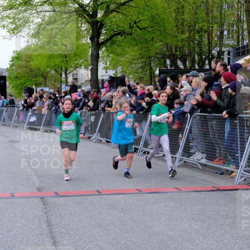 25.04.2026 - Das Zehntel Tim E. http://msf.ph/oto/9576258 25.04.2026 10:56:12 Ziel 5017, 5167, 5239, 5268, 5412, 5426, 5434, 5449, 5480, 5509, 5534, 5601, 5760, 5783, 5784, 5896, 5904, 6085, 6164, 6293, 6300, 6307, 6488, 6495, 6504, 6506, 6515, 6558, 6734, 6735, 6761, 6980, 7047, 7053, 7326, 7363, 7390, 7508, 7605, 7632, 7818, 7943, 7978, 8034, 8038 meine-sportfotos.de