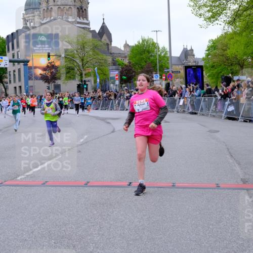 25.04.2026 - Das Zehntel Tim E. http://msf.ph/oto/9576281 25.04.2026 10:56:17 Ziel 5239, 5268, 5434, 5480, 5509, 5523, 5534, 5601, 5760, 5894, 5909, 6082, 6085, 6300, 6488, 6495, 6504, 6515, 6558, 6734, 6980, 7047, 7053, 7328, 7390, 7574, 7605, 7632, 7988, 8034, 8038 meine-sportfotos.de