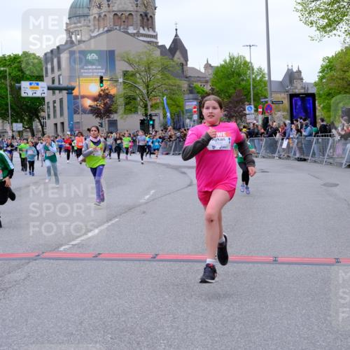 25.04.2026 - Das Zehntel Tim E. http://msf.ph/oto/9576283 25.04.2026 10:56:17 Ziel 5239, 5268, 5434, 5480, 5509, 5523, 5534, 5601, 5760, 5894, 5909, 6082, 6085, 6300, 6488, 6495, 6504, 6515, 6558, 6734, 6980, 7047, 7053, 7328, 7390, 7574, 7605, 7632, 7988, 8034, 8038 meine-sportfotos.de