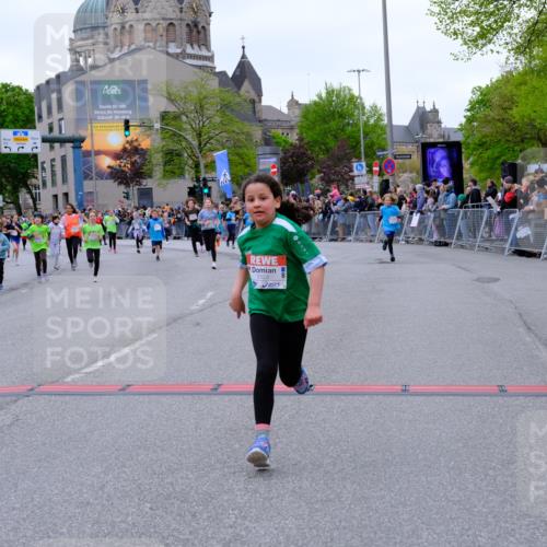 25.04.2026 - Das Zehntel Tim E. http://msf.ph/oto/9576294 25.04.2026 10:56:20 Ziel 5003, 5239, 5268, 5469, 5480, 5509, 5523, 5534, 5601, 5828, 5894, 5909, 6082, 6157, 6230, 6300, 6416, 6488, 6504, 6558, 6734, 7047, 7052, 7053, 7211, 7316, 7328, 7429, 7574, 7988, 8034, 8038 meine-sportfotos.de