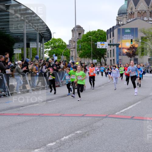 25.04.2026 - Das Zehntel Tim E. http://msf.ph/oto/9576306 25.04.2026 10:56:23 Ziel 5003, 5469, 5480, 5523, 5534, 5601, 5671, 5813, 5828, 5894, 5909, 6082, 6157, 6230, 6300, 6360, 6416, 6558, 6675, 6734, 7052, 7211, 7316, 7328, 7405, 7429, 7574, 7988, 8038 meine-sportfotos.de
