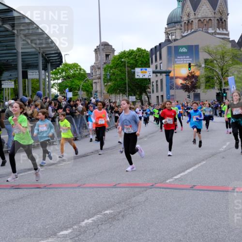 25.04.2026 - Das Zehntel Tim E. http://msf.ph/oto/9576313 25.04.2026 10:56:24 Ziel 5003, 5469, 5523, 5534, 5557, 5559, 5601, 5671, 5813, 5828, 5894, 5909, 6082, 6157, 6230, 6300, 6360, 6416, 6558, 6665, 6672, 6675, 6734, 6816, 6818, 7052, 7211, 7316, 7328, 7405, 7429, 7574, 7988 meine-sportfotos.de