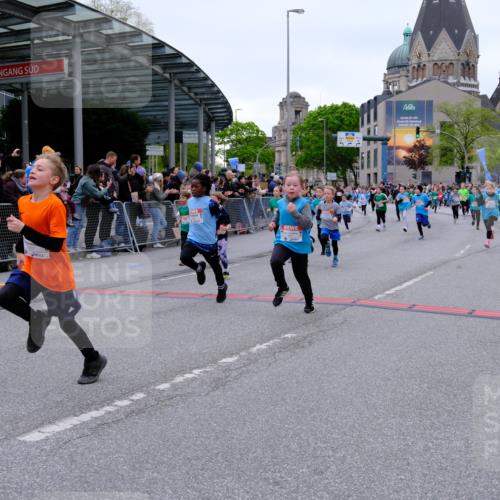 25.04.2026 - Das Zehntel Tim E. http://msf.ph/oto/9576365 25.04.2026 10:56:39 Ziel 3995, 5000, 5258, 5264, 5267, 5277, 5531, 5567, 5571, 5657, 5661, 5708, 5709, 5764, 5773, 5836, 5854, 5855, 5856, 5929, 6149, 6187, 6207, 6279, 6403, 6477, 6482, 6502, 6628, 6644, 6645, 6652, 6655, 6716, 6755, 6756, 6859, 6873, 6916, 7027, 7125, 7665, 7802, 8013, 8043, 8045 meine-sportfotos.de
