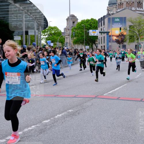 25.04.2026 - Das Zehntel Tim E. http://msf.ph/oto/9576374 25.04.2026 10:56:42 Ziel 5000, 5531, 5567, 5571, 5617, 5657, 5661, 5708, 5709, 5746, 5749, 5764, 5773, 5836, 5854, 5855, 5856, 5929, 6149, 6187, 6207, 6279, 6403, 6477, 6482, 6502, 6619, 6627, 6628, 6637, 6644, 6645, 6652, 6655, 6670, 6716, 6756, 6859, 6873, 6882, 6915, 6916, 6996, 7027, 7125, 7141, 7576, 7665, 7714, 7727, 7802, 7947, 7959, 8013, 8043 meine-sportfotos.de