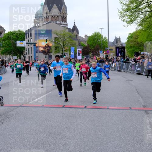 25.04.2026 - Das Zehntel Tim E. http://msf.ph/oto/9576394 25.04.2026 10:56:46 Ziel 5441, 5531, 5617, 5657, 5661, 5709, 5746, 5749, 5764, 5854, 5855, 5856, 5913, 5929, 6118, 6149, 6207, 6279, 6294, 6309, 6502, 6530, 6551, 6619, 6627, 6628, 6637, 6644, 6645, 6646, 6652, 6655, 6670, 6859, 6873, 6882, 6903, 6915, 6996, 7008, 7072, 7125, 7141, 7576, 7594, 7607, 7665, 7714, 7727, 7802, 7888, 7932, 7947, 7959, 8035 meine-sportfotos.de