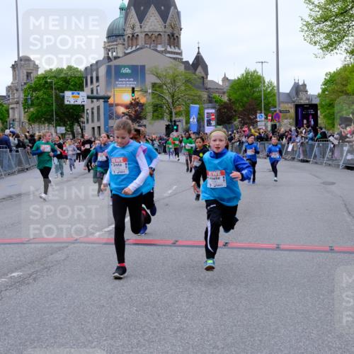 25.04.2026 - Das Zehntel Tim E. http://msf.ph/oto/9576399 25.04.2026 10:56:46 Ziel 5441, 5531, 5617, 5657, 5661, 5709, 5746, 5749, 5764, 5854, 5855, 5856, 5913, 5929, 6118, 6149, 6207, 6279, 6294, 6309, 6502, 6530, 6551, 6619, 6627, 6628, 6637, 6644, 6645, 6646, 6652, 6655, 6670, 6859, 6873, 6882, 6903, 6915, 6996, 7008, 7072, 7125, 7141, 7576, 7594, 7607, 7665, 7714, 7727, 7802, 7888, 7932, 7947, 7959, 8035 meine-sportfotos.de