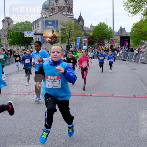25.04.2026 - Das Zehntel Tim E. http://msf.ph/oto/9576404 25.04.2026 10:56:47 Ziel 5102, 5441, 5531, 5617, 5661, 5709, 5746, 5749, 5764, 5854, 5855, 5856, 5913, 5929, 6118, 6149, 6215, 6279, 6294, 6309, 6502, 6530, 6551, 6619, 6627, 6628, 6637, 6644, 6645, 6646, 6652, 6655, 6670, 6859, 6873, 6882, 6903, 6915, 6996, 7008, 7072, 7125, 7141, 7576, 7594, 7607, 7714, 7727, 7802, 7888, 7932, 7947, 7959, 8035 meine-sportfotos.de
