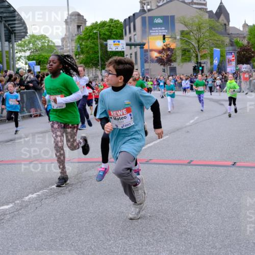 25.04.2026 - Das Zehntel Tim E. http://msf.ph/oto/9576424 25.04.2026 10:56:51 Ziel 5097, 5102, 5441, 5531, 5561, 5617, 5735, 5746, 5749, 5780, 5789, 5859, 5861, 5867, 5913, 5929, 6118, 6143, 6215, 6294, 6309, 6530, 6551, 6619, 6627, 6637, 6646, 6655, 6670, 6859, 6882, 6903, 6915, 6996, 7008, 7072, 7141, 7302, 7576, 7594, 7607, 7714, 7727, 7811, 7888, 7932, 7947, 7959, 8035 meine-sportfotos.de