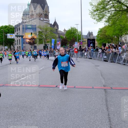 25.04.2026 - Das Zehntel Tim E. http://msf.ph/oto/9576441 25.04.2026 10:56:55 Ziel 5097, 5102, 5441, 5561, 5735, 5780, 5789, 5804, 5839, 5859, 5861, 5867, 5913, 6118, 6130, 6132, 6133, 6143, 6215, 6280, 6294, 6309, 6530, 6551, 6646, 6861, 6891, 6903, 7008, 7060, 7072, 7291, 7302, 7594, 7607, 7639, 7811, 7888, 7932, 8035 meine-sportfotos.de