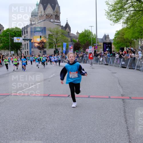 25.04.2026 - Das Zehntel Tim E. http://msf.ph/oto/9576443 25.04.2026 10:56:55 Ziel 5097, 5102, 5441, 5561, 5735, 5780, 5789, 5804, 5839, 5859, 5861, 5867, 5913, 6118, 6130, 6132, 6133, 6143, 6215, 6280, 6294, 6309, 6530, 6551, 6646, 6861, 6891, 6903, 7008, 7060, 7072, 7291, 7302, 7594, 7607, 7639, 7811, 7888, 7932, 8035 meine-sportfotos.de