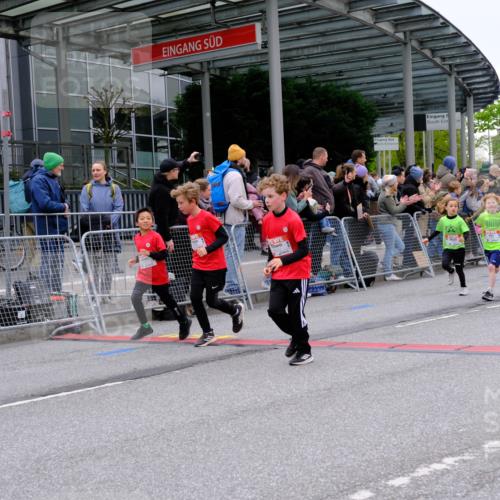 25.04.2026 - Das Zehntel Tim E. http://msf.ph/oto/9576452 25.04.2026 10:56:58 Ziel 5097, 5102, 5290, 5308, 5386, 5463, 5561, 5735, 5780, 5789, 5804, 5839, 5859, 5861, 5867, 5913, 6118, 6130, 6132, 6133, 6143, 6215, 6280, 6646, 6861, 6891, 7060, 7291, 7302, 7537, 7560, 7607, 7639, 7705, 7711, 7811, 8020, 8035 meine-sportfotos.de