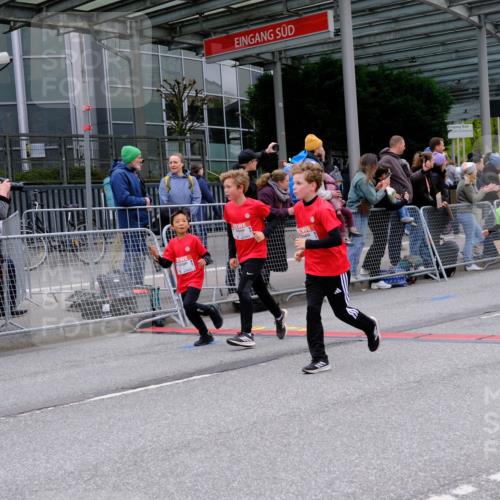 25.04.2026 - Das Zehntel Tim E. http://msf.ph/oto/9576454 25.04.2026 10:56:59 Ziel 5097, 5102, 5290, 5308, 5386, 5463, 5561, 5735, 5780, 5789, 5804, 5839, 5859, 5861, 5867, 6130, 6132, 6133, 6143, 6215, 6280, 6861, 6891, 7060, 7291, 7302, 7537, 7560, 7639, 7705, 7711, 7811, 7861, 8020 meine-sportfotos.de