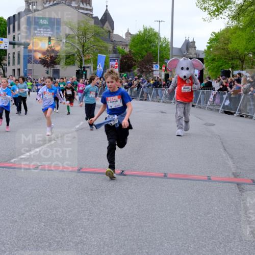 25.04.2026 - Das Zehntel Tim E. http://msf.ph/oto/9576465 25.04.2026 10:57:01 Ziel 5093, 5290, 5308, 5386, 5463, 5561, 5735, 5804, 5839, 5861, 5867, 6130, 6132, 6133, 6143, 6228, 6234, 6275, 6280, 6820, 6852, 6861, 6891, 7060, 7291, 7302, 7497, 7509, 7537, 7553, 7557, 7560, 7639, 7705, 7711, 7811, 7861, 8020 meine-sportfotos.de