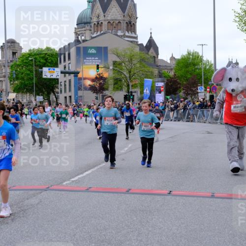 25.04.2026 - Das Zehntel Tim E. http://msf.ph/oto/9576474 25.04.2026 10:57:02 Ziel 5093, 5290, 5308, 5386, 5463, 5735, 5804, 5839, 5861, 6122, 6126, 6130, 6132, 6133, 6143, 6228, 6234, 6275, 6280, 6820, 6852, 6861, 6891, 7060, 7291, 7497, 7509, 7537, 7553, 7557, 7560, 7639, 7705, 7711, 7861, 8020 meine-sportfotos.de