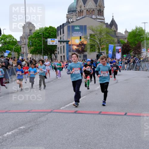 25.04.2026 - Das Zehntel Tim E. http://msf.ph/oto/9576479 25.04.2026 10:57:03 Ziel 5093, 5290, 5308, 5384, 5386, 5463, 5804, 5839, 6122, 6126, 6130, 6132, 6133, 6143, 6228, 6234, 6275, 6280, 6413, 6820, 6852, 6861, 6891, 7060, 7291, 7497, 7509, 7537, 7553, 7557, 7560, 7639, 7705, 7711, 7861, 7926, 7987, 8020 meine-sportfotos.de