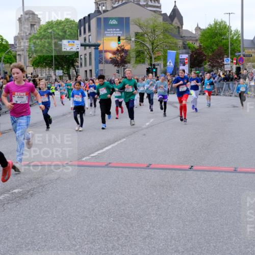 25.04.2026 - Das Zehntel Tim E. http://msf.ph/oto/9576486 25.04.2026 10:57:07 Ziel 5093, 5290, 5308, 5384, 5386, 5401, 5419, 5437, 5451, 5463, 5678, 5830, 6004, 6122, 6126, 6228, 6234, 6275, 6280, 6330, 6413, 6820, 6852, 6861, 7060, 7291, 7497, 7509, 7537, 7553, 7557, 7560, 7575, 7583, 7639, 7705, 7711, 7853, 7861, 7926, 7962, 7987, 8020 meine-sportfotos.de