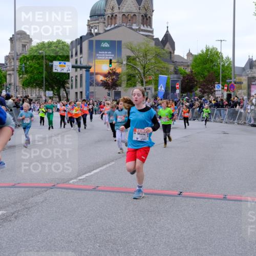 25.04.2026 - Das Zehntel Tim E. http://msf.ph/oto/9576514 25.04.2026 10:57:11 Ziel 5093, 5302, 5374, 5384, 5401, 5409, 5419, 5437, 5451, 5678, 5830, 6004, 6122, 6126, 6228, 6234, 6275, 6330, 6413, 6820, 6852, 7065, 7079, 7398, 7406, 7427, 7455, 7464, 7497, 7506, 7509, 7553, 7557, 7575, 7583, 7853, 7861, 7926, 7962, 7987 meine-sportfotos.de