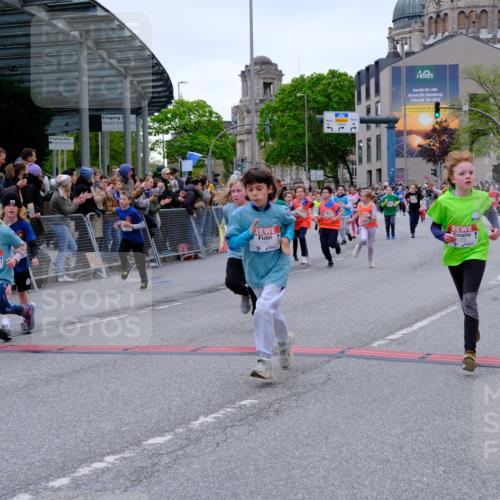 25.04.2026 - Das Zehntel Tim E. http://msf.ph/oto/9576527 25.04.2026 10:57:14 Ziel 5302, 5374, 5384, 5401, 5409, 5419, 5437, 5451, 5522, 5528, 5678, 5821, 5830, 5831, 6004, 6122, 6126, 6330, 6413, 6737, 6751, 6877, 6901, 7065, 7079, 7134, 7224, 7374, 7377, 7396, 7398, 7401, 7406, 7427, 7455, 7464, 7506, 7575, 7583, 7853, 7926, 7958, 7962, 7987 meine-sportfotos.de