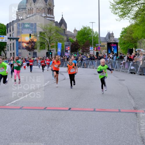 25.04.2026 - Das Zehntel Tim E. http://msf.ph/oto/9576535 25.04.2026 10:57:16 Ziel 5302, 5374, 5401, 5409, 5419, 5437, 5451, 5522, 5528, 5678, 5821, 5830, 5831, 6004, 6169, 6175, 6330, 6728, 6737, 6751, 6877, 6901, 7065, 7079, 7134, 7224, 7374, 7377, 7396, 7398, 7401, 7406, 7413, 7427, 7455, 7464, 7506, 7575, 7583, 7853, 7958, 7962 meine-sportfotos.de
