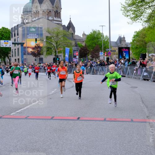 25.04.2026 - Das Zehntel Tim E. http://msf.ph/oto/9576538 25.04.2026 10:57:16 Ziel 5302, 5374, 5401, 5409, 5419, 5437, 5451, 5522, 5528, 5678, 5821, 5830, 5831, 6004, 6169, 6175, 6330, 6728, 6737, 6751, 6877, 6901, 7065, 7079, 7134, 7224, 7374, 7377, 7396, 7398, 7401, 7406, 7413, 7427, 7455, 7464, 7506, 7575, 7583, 7853, 7958, 7962 meine-sportfotos.de