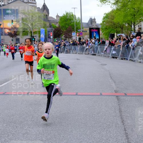 25.04.2026 - Das Zehntel Tim E. http://msf.ph/oto/9576544 25.04.2026 10:57:17 Ziel 5302, 5374, 5401, 5409, 5419, 5437, 5522, 5528, 5678, 5821, 5830, 5831, 6169, 6175, 6330, 6728, 6737, 6751, 6877, 6901, 7065, 7079, 7134, 7222, 7224, 7374, 7377, 7396, 7398, 7401, 7406, 7413, 7427, 7455, 7464, 7506, 7575, 7853, 7958 meine-sportfotos.de