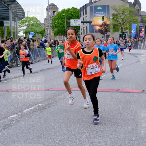 25.04.2026 - Das Zehntel Tim E. http://msf.ph/oto/9576550 25.04.2026 10:57:18 Ziel 5013, 5302, 5374, 5409, 5522, 5528, 5821, 5830, 5831, 6138, 6169, 6175, 6728, 6737, 6751, 6877, 6901, 7065, 7079, 7134, 7222, 7224, 7374, 7377, 7396, 7398, 7401, 7406, 7413, 7427, 7455, 7464, 7506, 7958 meine-sportfotos.de