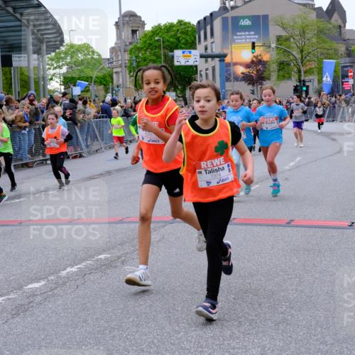 25.04.2026 - Das Zehntel Tim E. http://msf.ph/oto/9576551 25.04.2026 10:57:18 Ziel 5013, 5302, 5374, 5409, 5522, 5528, 5821, 5830, 5831, 6138, 6169, 6175, 6728, 6737, 6751, 6877, 6901, 7065, 7079, 7134, 7222, 7224, 7374, 7377, 7396, 7398, 7401, 7406, 7413, 7427, 7455, 7464, 7506, 7958 meine-sportfotos.de