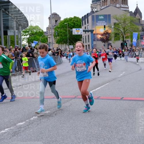 25.04.2026 - Das Zehntel Tim E. http://msf.ph/oto/9576558 25.04.2026 10:57:20 Ziel 5013, 5302, 5333, 5338, 5374, 5409, 5522, 5528, 5821, 5831, 6138, 6169, 6175, 6235, 6728, 6737, 6751, 6877, 6901, 7065, 7079, 7134, 7222, 7224, 7374, 7377, 7396, 7398, 7401, 7406, 7413, 7427, 7455, 7464, 7506, 7958 meine-sportfotos.de