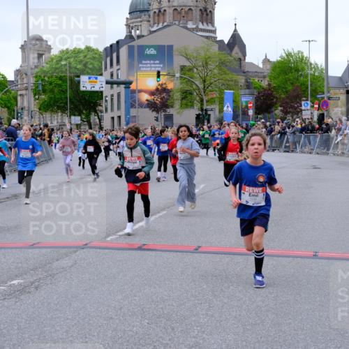 25.04.2026 - Das Zehntel Tim E. http://msf.ph/oto/9576585 25.04.2026 10:57:26 Ziel 5013, 5047, 5333, 5338, 5417, 5430, 5442, 5522, 5546, 5619, 5818, 5955, 5967, 6120, 6134, 6138, 6169, 6175, 6235, 6335, 6630, 6728, 6737, 6751, 6877, 6888, 6899, 6901, 7070, 7134, 7222, 7413, 7682, 7867, 8016, 8046, 8047 meine-sportfotos.de
