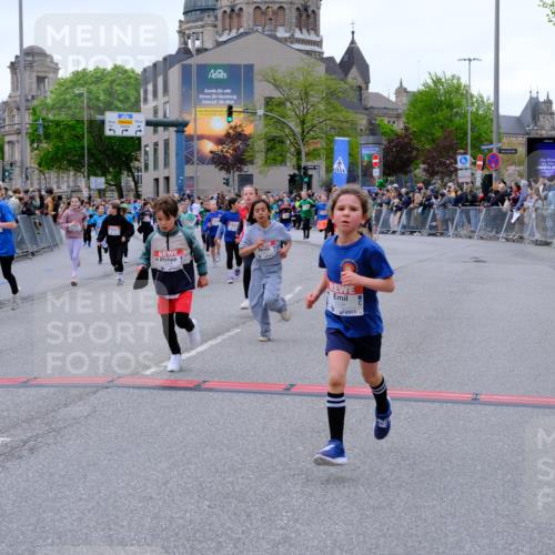 25.04.2026 - Das Zehntel Tim E. http://msf.ph/oto/9576587 25.04.2026 10:57:26 Ziel 5013, 5047, 5333, 5338, 5417, 5430, 5442, 5522, 5546, 5619, 5818, 5955, 5967, 6120, 6134, 6138, 6169, 6175, 6235, 6335, 6630, 6728, 6737, 6751, 6877, 6888, 6899, 6901, 7070, 7134, 7222, 7413, 7682, 7867, 8016, 8046, 8047 meine-sportfotos.de