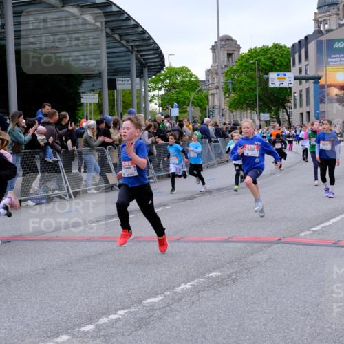 25.04.2026 - Das Zehntel Tim E. http://msf.ph/oto/9576604 25.04.2026 10:57:29 Ziel 5013, 5047, 5333, 5338, 5417, 5430, 5442, 5540, 5545, 5546, 5547, 5619, 5818, 5955, 5967, 6120, 6134, 6138, 6171, 6235, 6328, 6335, 6338, 6630, 6888, 6899, 7070, 7222, 7682, 7867, 7906, 8014, 8016, 8029, 8046, 8047 meine-sportfotos.de