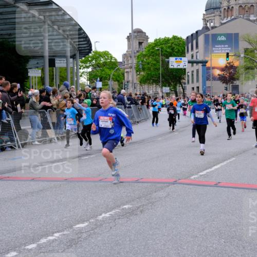 25.04.2026 - Das Zehntel Tim E. http://msf.ph/oto/9576607 25.04.2026 10:57:29 Ziel 5013, 5047, 5333, 5338, 5417, 5430, 5442, 5540, 5545, 5546, 5547, 5619, 5818, 5955, 5967, 6120, 6134, 6138, 6171, 6235, 6328, 6335, 6338, 6630, 6888, 6899, 7070, 7222, 7682, 7867, 7906, 8014, 8016, 8029, 8046, 8047 meine-sportfotos.de