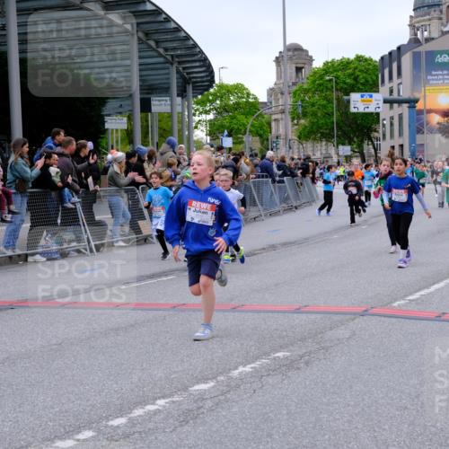 25.04.2026 - Das Zehntel Tim E. http://msf.ph/oto/9576609 25.04.2026 10:57:30 Ziel 5013, 5047, 5333, 5338, 5417, 5430, 5442, 5537, 5540, 5545, 5546, 5547, 5619, 5818, 5955, 5967, 6120, 6134, 6138, 6171, 6181, 6235, 6328, 6335, 6338, 6622, 6625, 6630, 6639, 6888, 6899, 7070, 7682, 7867, 7906, 8014, 8016, 8029, 8046, 8047 meine-sportfotos.de