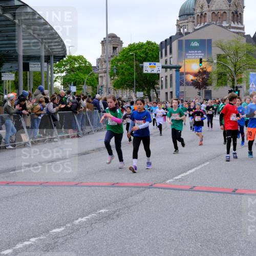 25.04.2026 - Das Zehntel Tim E. http://msf.ph/oto/9576617 25.04.2026 10:57:31 Ziel 5047, 5135, 5333, 5338, 5417, 5430, 5442, 5535, 5537, 5540, 5545, 5546, 5547, 5619, 5818, 5955, 5967, 6120, 6134, 6171, 6181, 6235, 6328, 6335, 6338, 6622, 6625, 6630, 6639, 6640, 6888, 6899, 6904, 7070, 7682, 7867, 7906, 8014, 8016, 8029, 8046, 8047 meine-sportfotos.de