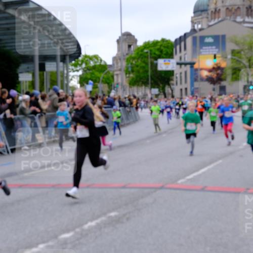 25.04.2026 - Das Zehntel Tim E. http://msf.ph/oto/9576644 25.04.2026 10:57:38 Ziel 5071, 5135, 5168, 5223, 5291, 5354, 5430, 5535, 5537, 5539, 5540, 5543, 5545, 5546, 5547, 5554, 5815, 5837, 5967, 6171, 6181, 6328, 6331, 6338, 6418, 6440, 6614, 6622, 6625, 6639, 6640, 6867, 6888, 6897, 6899, 6904, 6947, 7007, 7261, 7375, 7392, 7772, 7798, 7906, 8014, 8029 meine-sportfotos.de