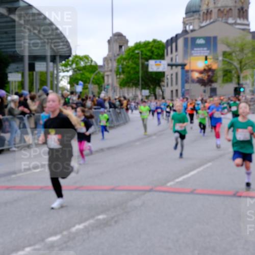 25.04.2026 - Das Zehntel Tim E. http://msf.ph/oto/9576645 25.04.2026 10:57:38 Ziel 5071, 5135, 5168, 5223, 5291, 5354, 5430, 5535, 5537, 5539, 5540, 5543, 5545, 5546, 5547, 5554, 5815, 5837, 5967, 6171, 6181, 6328, 6331, 6338, 6418, 6440, 6614, 6622, 6625, 6639, 6640, 6867, 6888, 6897, 6899, 6904, 6947, 7007, 7261, 7375, 7392, 7772, 7798, 7906, 8014, 8029 meine-sportfotos.de