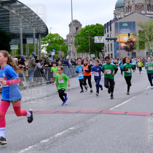 25.04.2026 - Das Zehntel Tim E. http://msf.ph/oto/9576654 25.04.2026 10:57:41 Ziel 5071, 5135, 5168, 5223, 5291, 5354, 5372, 5535, 5537, 5539, 5540, 5543, 5554, 5806, 5815, 5816, 5832, 5837, 6181, 6331, 6418, 6440, 6614, 6622, 6625, 6634, 6639, 6640, 6867, 6897, 6904, 6947, 7007, 7261, 7375, 7392, 7694, 7772, 7798, 8029 meine-sportfotos.de