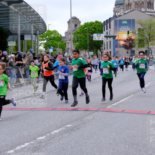 25.04.2026 - Das Zehntel Tim E. http://msf.ph/oto/9576659 25.04.2026 10:57:42 Ziel 5071, 5135, 5168, 5223, 5291, 5354, 5372, 5472, 5535, 5537, 5539, 5543, 5554, 5806, 5815, 5816, 5832, 5837, 6181, 6331, 6418, 6440, 6614, 6622, 6625, 6634, 6639, 6640, 6867, 6897, 6904, 6947, 7007, 7261, 7375, 7392, 7694, 7772, 7798, 8002, 8005 meine-sportfotos.de
