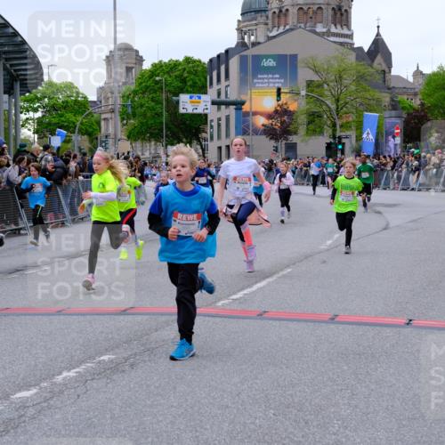 25.04.2026 - Das Zehntel Tim E. http://msf.ph/oto/9576721 25.04.2026 10:57:51 Ziel 5002, 5372, 5377, 5395, 5404, 5472, 5476, 5568, 5616, 5665, 5677, 5806, 5810, 5816, 5832, 5973, 6408, 6411, 6458, 6603, 6634, 6708, 6715, 6747, 6749, 6892, 7037, 7231, 7242, 7322, 7694, 7796, 7895, 8002, 8005 meine-sportfotos.de
