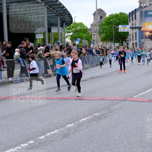 25.04.2026 - Das Zehntel Tim E. http://msf.ph/oto/9576747 25.04.2026 10:57:55 Ziel 5002, 5377, 5395, 5404, 5476, 5532, 5568, 5616, 5665, 5677, 5691, 5810, 5973, 6408, 6411, 6458, 6574, 6603, 6708, 6715, 6741, 6747, 6749, 6892, 6893, 7037, 7231, 7242, 7322, 7796, 7895, 7931, 7945 meine-sportfotos.de