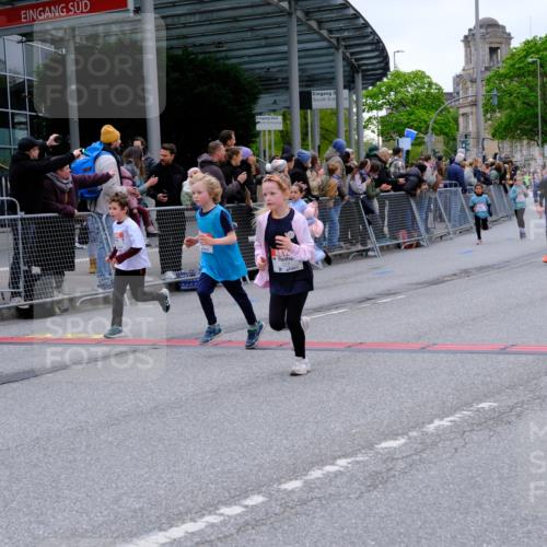 25.04.2026 - Das Zehntel Tim E. http://msf.ph/oto/9576753 25.04.2026 10:57:56 Ziel 5002, 5032, 5377, 5395, 5404, 5476, 5532, 5568, 5608, 5616, 5665, 5677, 5691, 5973, 6408, 6411, 6458, 6574, 6603, 6708, 6715, 6741, 6747, 6749, 6892, 6893, 7037, 7231, 7242, 7322, 7516, 7520, 7796, 7931, 7945 meine-sportfotos.de