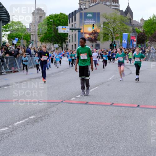 25.04.2026 - Das Zehntel Tim E. http://msf.ph/oto/9576757 25.04.2026 10:57:57 Ziel 5002, 5032, 5377, 5395, 5404, 5532, 5568, 5608, 5609, 5616, 5665, 5691, 5973, 6347, 6458, 6574, 6603, 6708, 6741, 6747, 6892, 6893, 7037, 7231, 7242, 7322, 7516, 7520, 7736, 7755, 7931, 7942, 7945, 8070 meine-sportfotos.de
