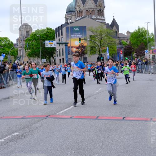 25.04.2026 - Das Zehntel Tim E. http://msf.ph/oto/9576779 25.04.2026 10:58:01 Ziel 5032, 5153, 5159, 5206, 5373, 5377, 5392, 5532, 5568, 5608, 5609, 5616, 5691, 6347, 6356, 6367, 6378, 6458, 6574, 6609, 6662, 6678, 6681, 6741, 6893, 7301, 7516, 7520, 7673, 7677, 7680, 7736, 7755, 7915, 7931, 7942, 7945, 8070 meine-sportfotos.de