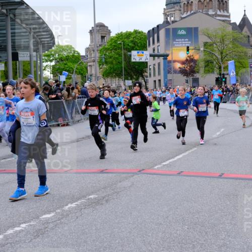 25.04.2026 - Das Zehntel Tim E. http://msf.ph/oto/9576794 25.04.2026 10:58:04 Ziel 5032, 5153, 5159, 5206, 5373, 5392, 5532, 5608, 5609, 5691, 5938, 6347, 6348, 6356, 6367, 6378, 6574, 6609, 6662, 6678, 6681, 6741, 6837, 6848, 6893, 7301, 7318, 7516, 7520, 7532, 7673, 7677, 7680, 7736, 7755, 7915, 7931, 7942, 7945, 8070 meine-sportfotos.de