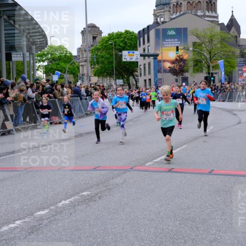 25.04.2026 - Das Zehntel Tim E. http://msf.ph/oto/9576812 25.04.2026 10:58:08 Ziel 5032, 5153, 5159, 5185, 5206, 5366, 5373, 5392, 5556, 5608, 5609, 5938, 6347, 6348, 6356, 6367, 6378, 6576, 6600, 6609, 6662, 6678, 6681, 6837, 6848, 6921, 7301, 7318, 7516, 7520, 7532, 7673, 7677, 7680, 7736, 7755, 7915, 7942, 8070 meine-sportfotos.de